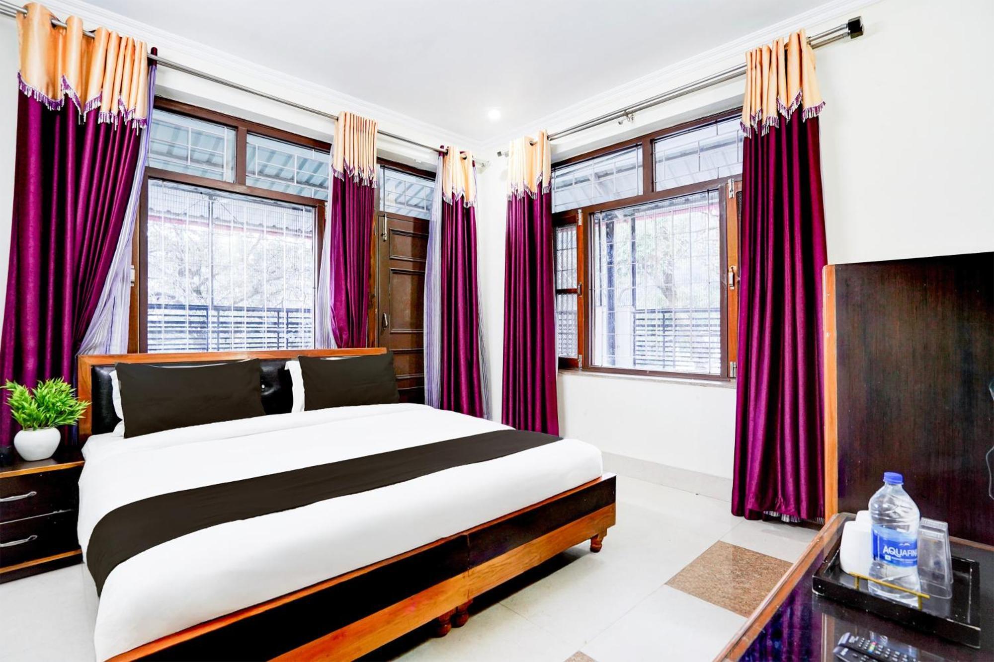 Super Townhouse Mall Road Near Library Chowk Mussoorie Exteriér fotografie