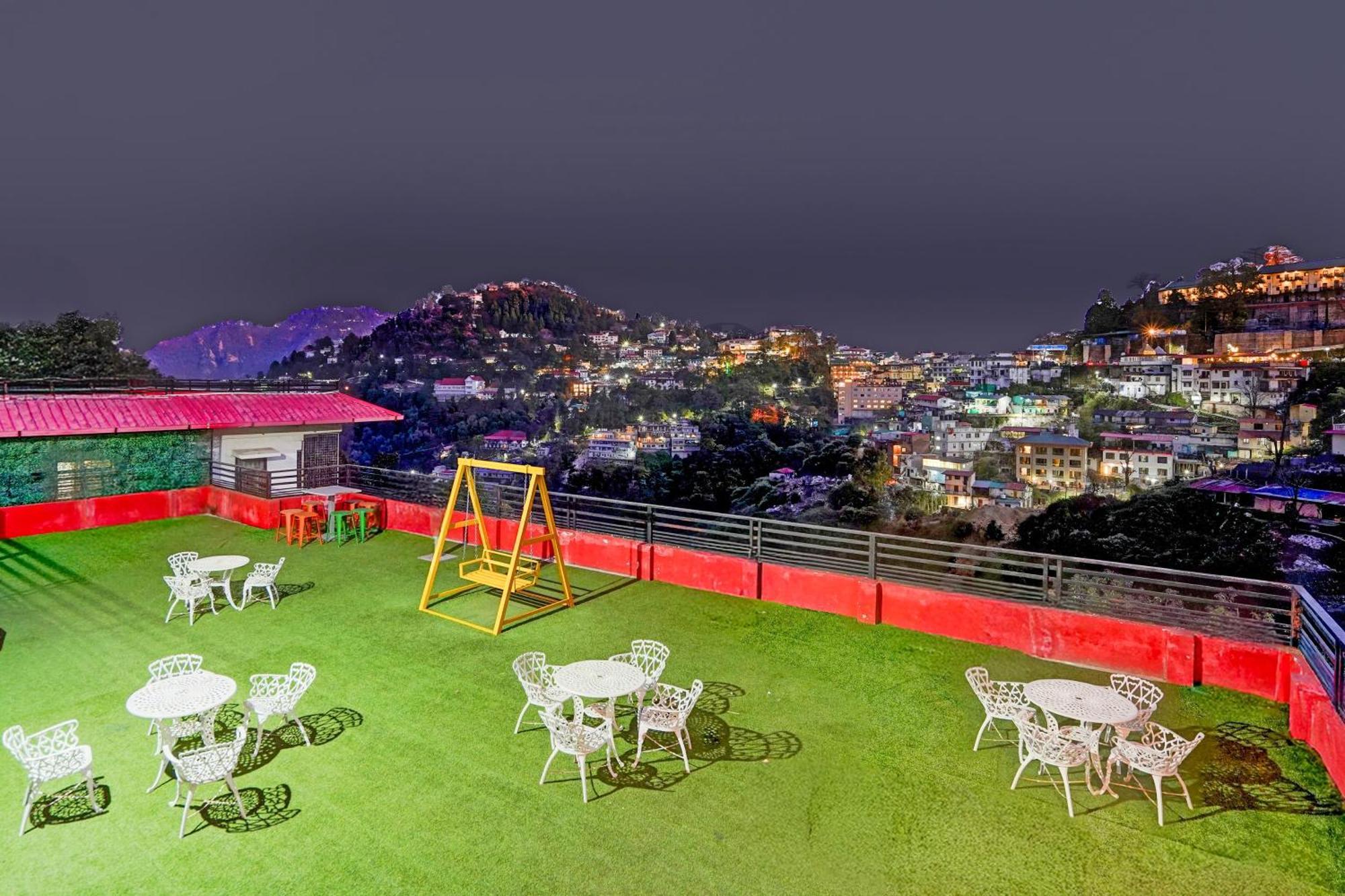 Super Townhouse Mall Road Near Library Chowk Mussoorie Exteriér fotografie